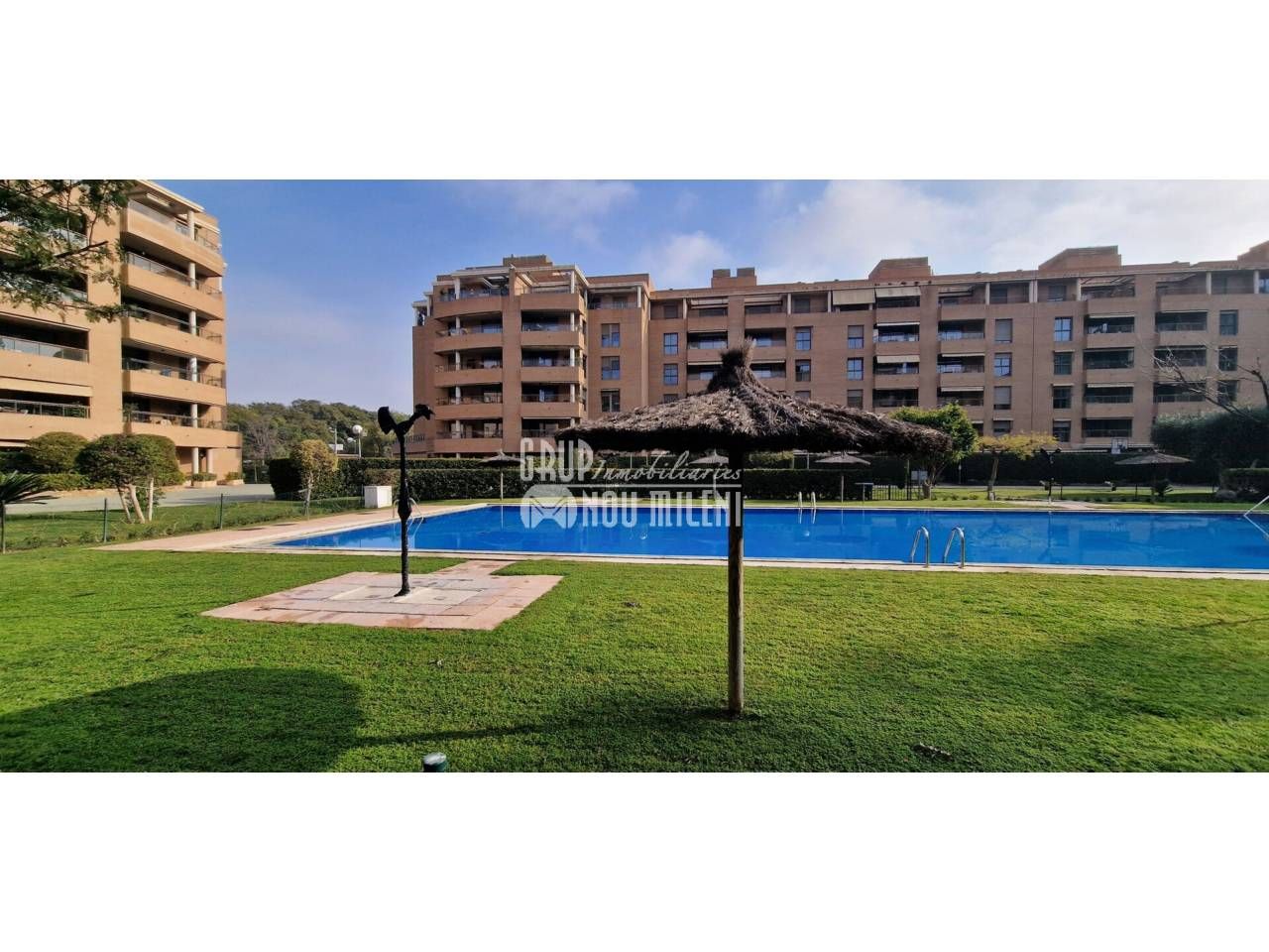Piscina de Pis de lloguer en  Valencia Capital amb Aire condicionat, Calefacció i Parquet