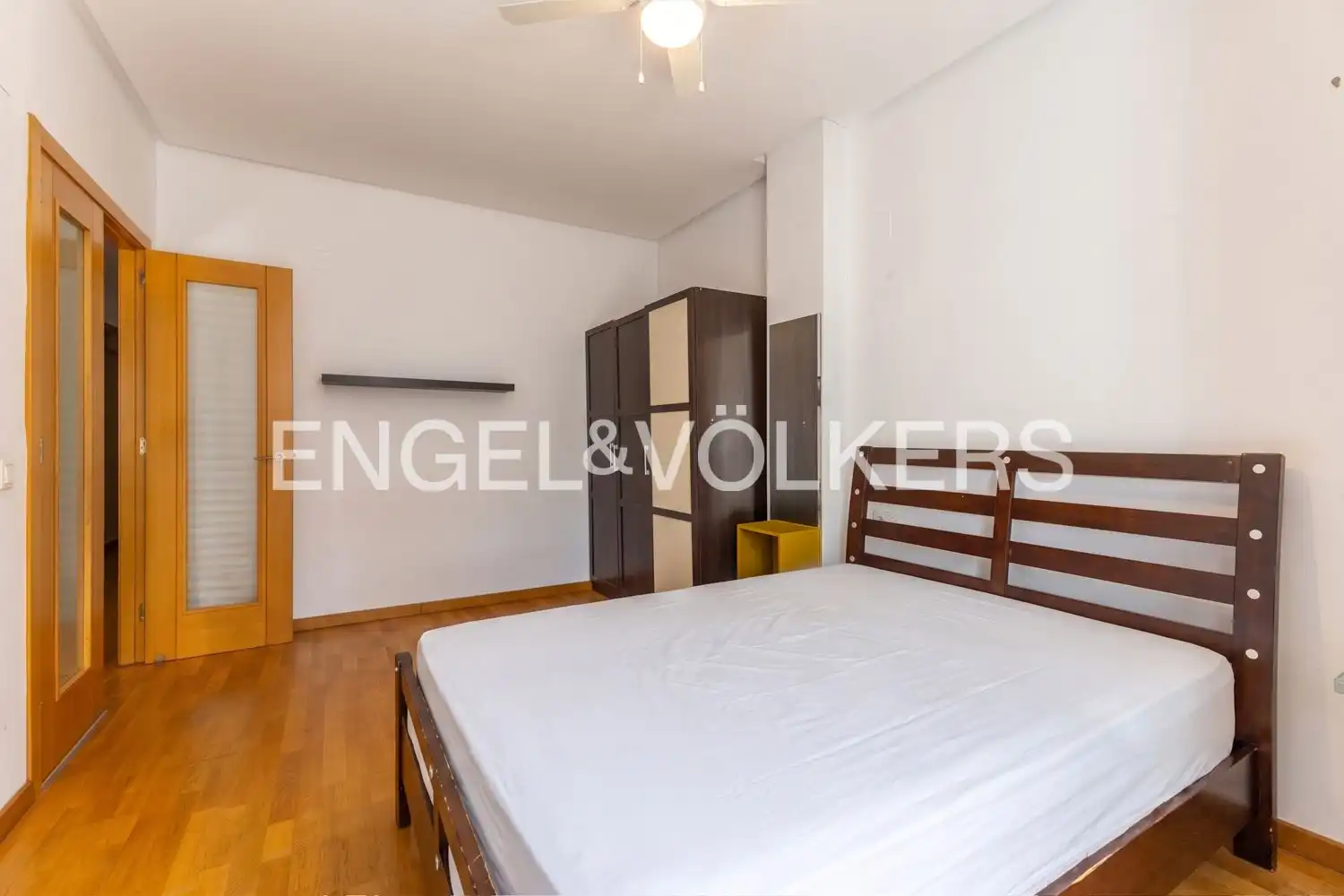 Habitación de Dúplex en venta en Valencia con Aire acondicionado, Calefacción y Parquet