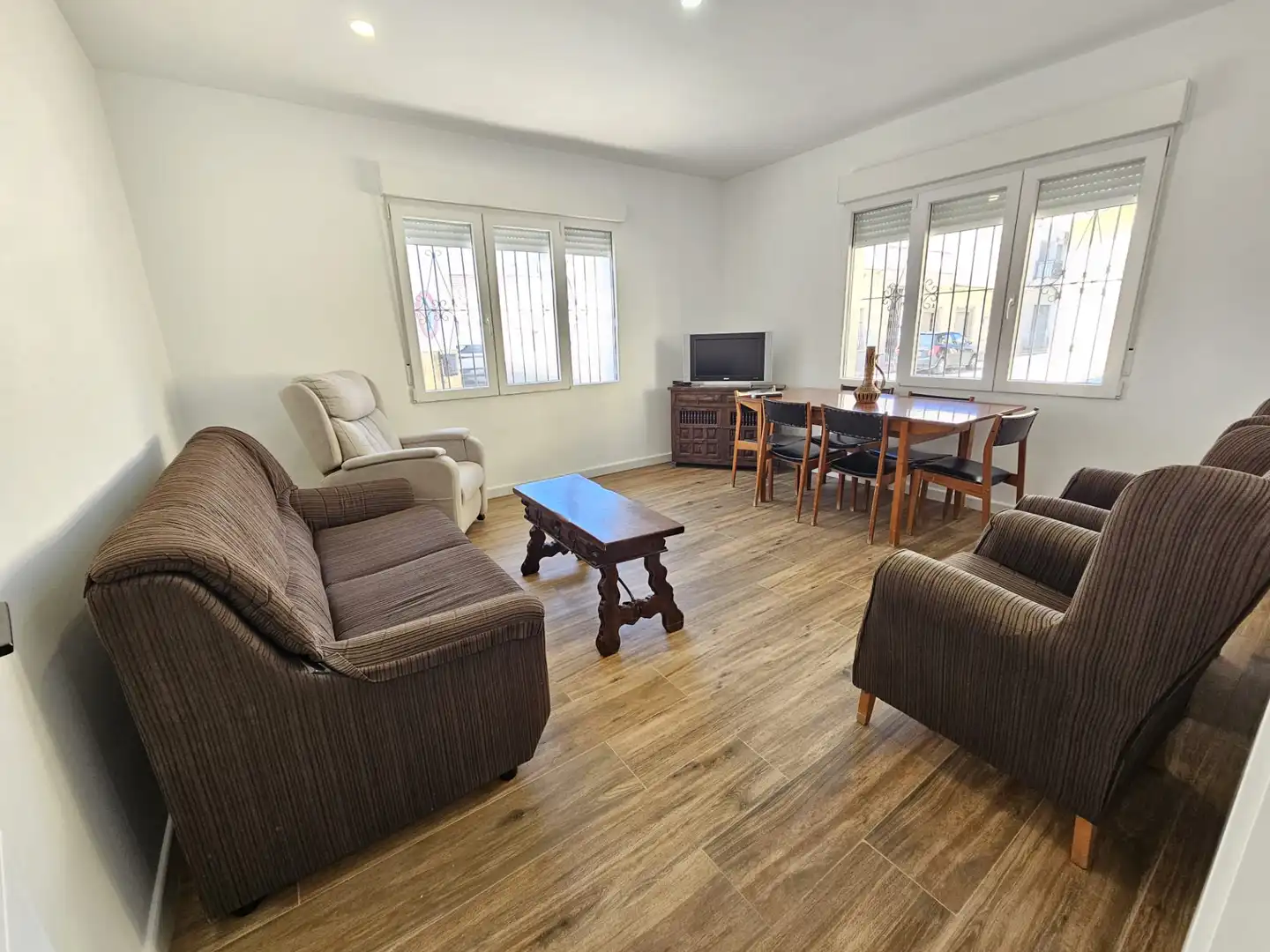 Sala d'estar de Casa o xalet en venda en San Pedro del Pinatar amb Moblat