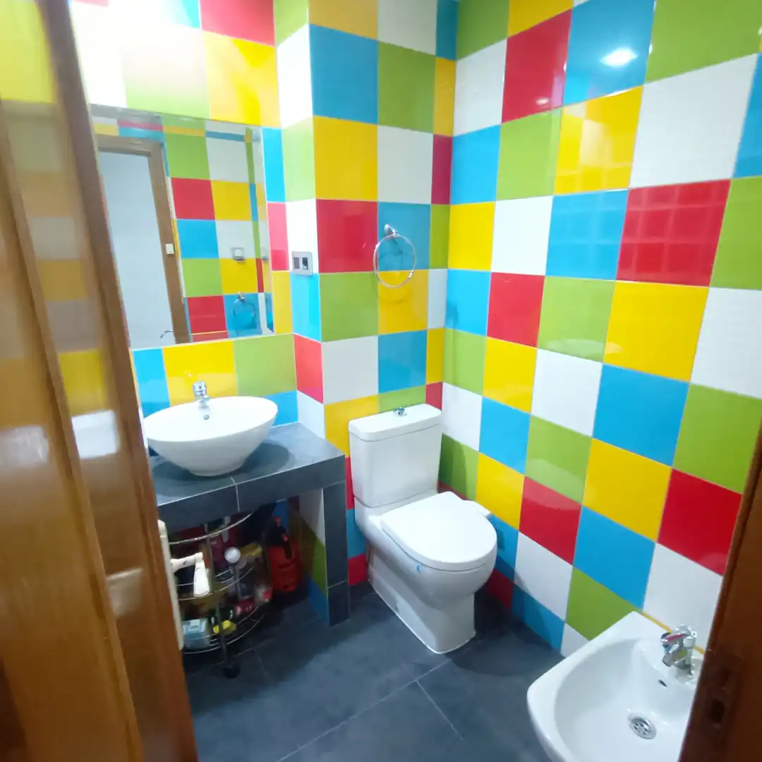 Baño de Piso en venta en Mejorada del Campo con Aire acondicionado, Calefacción y Trastero