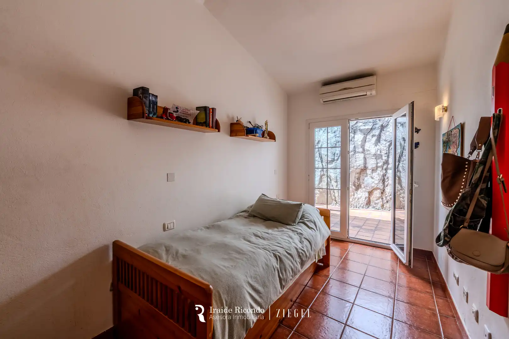 Balcony of Houses for sale in Santa Brígida  with Air Conditioner, Private garden and Terrace