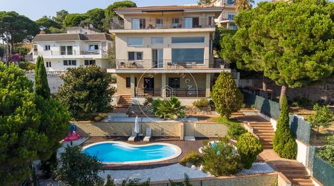 Se vende casa en Roca Grossa.