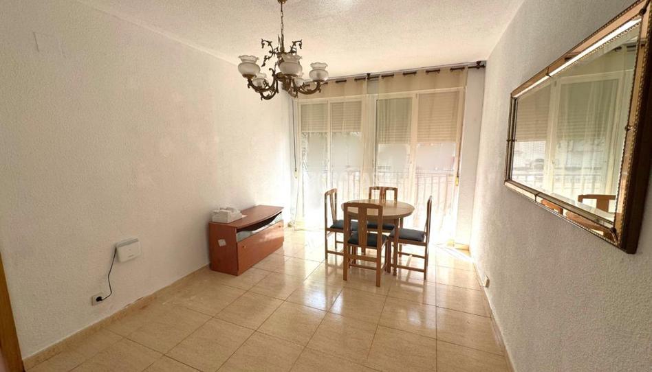 Foto 1 de Pis en venda a Reyes, Madrid