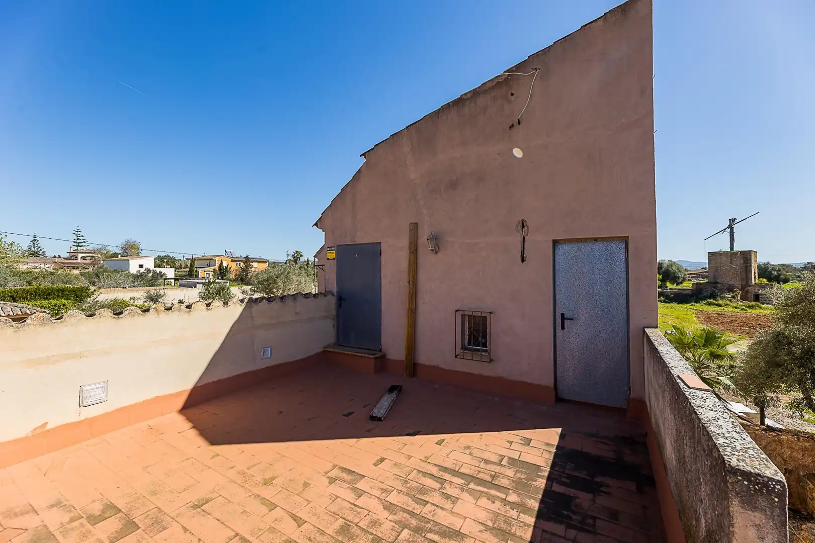Terrasse von Country house zum Verkauf in  Palma de Mallorca mit Klimaanlage, Heizung und Privatgarten