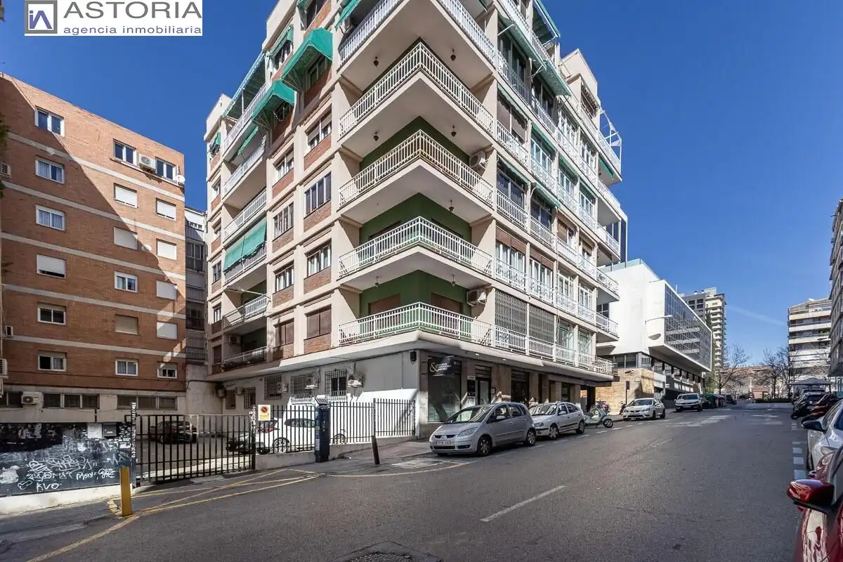 Piso con ascensor en venta en MARIA LUISA DE DIOS 4, imagen 2