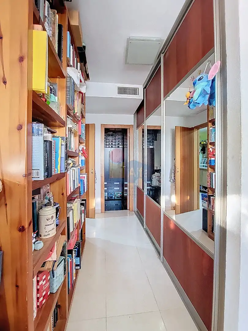 Wohnung zum Verkauf in Silla mit Klimaanlage, Abstellraum und Balkon