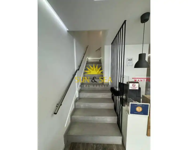 Edificio en venta en Santa Pola