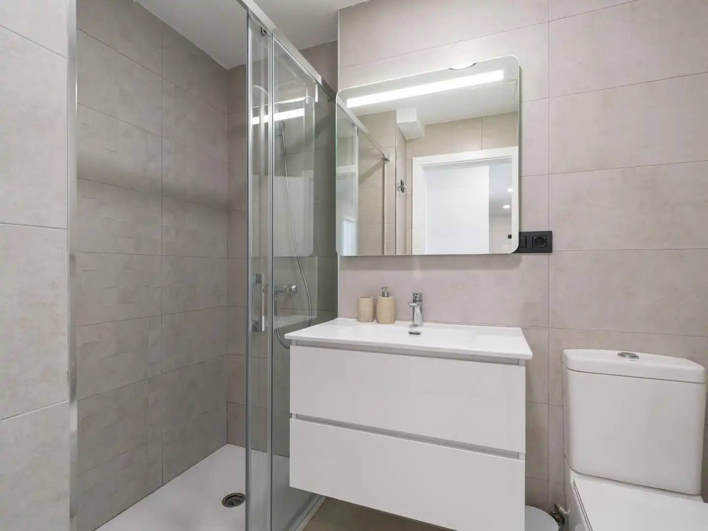 Bathroom of Attic for sale in Las Palmas de Gran Canaria  with Air Conditioner, Heating and Terrace