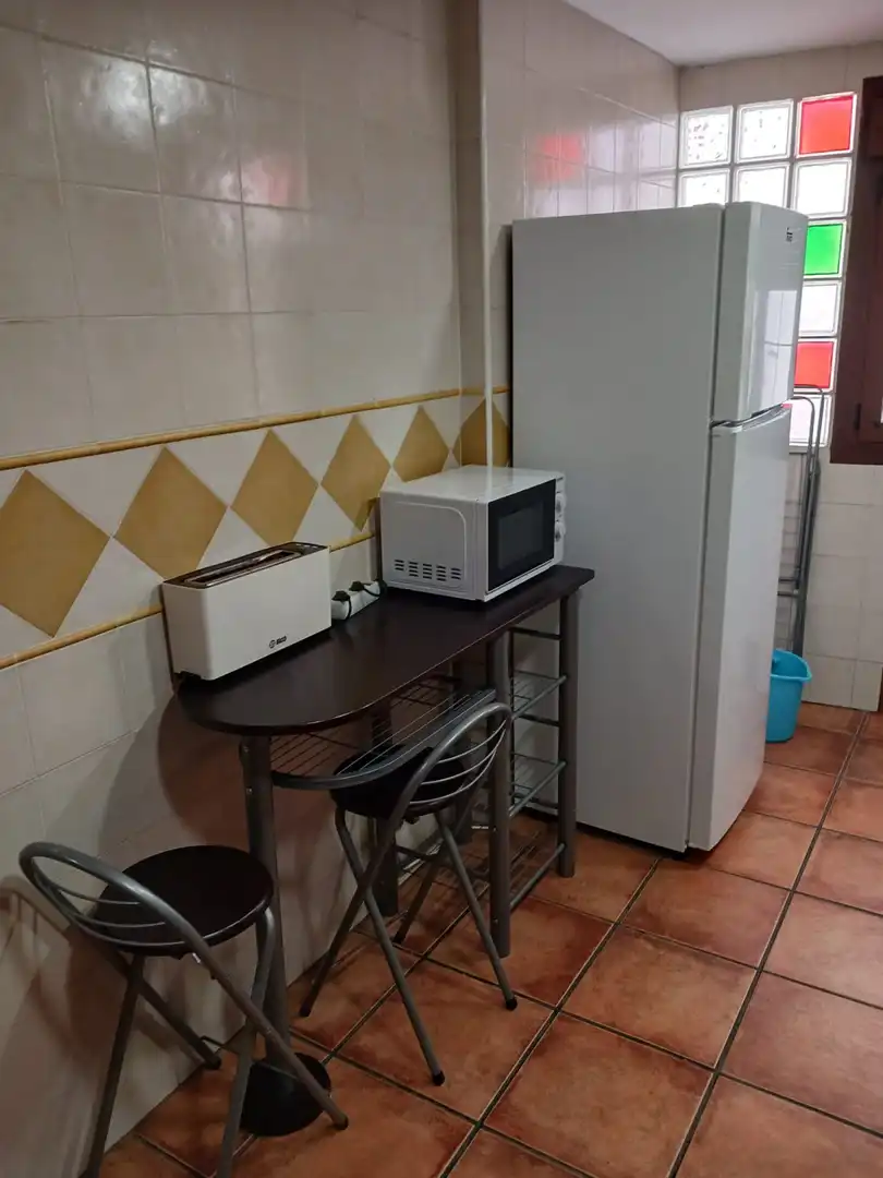 Cocina de Apartamento de alquiler en Granada con Amueblado