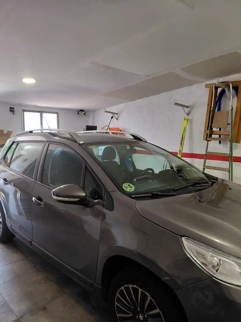 Aparcament de Casa adosada en venda en Parets del Vallès amb Aire condicionat, Calefacció i Piscina