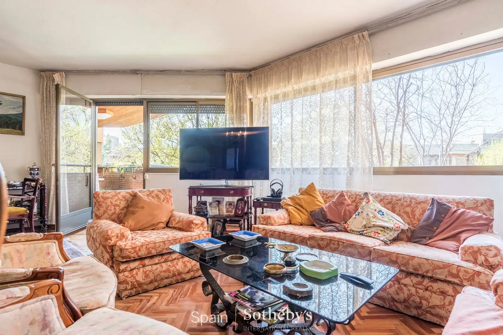 Sala d'estar de Apartament en venda en Madrid amb Aire condicionat, Calefacció i Terrassa