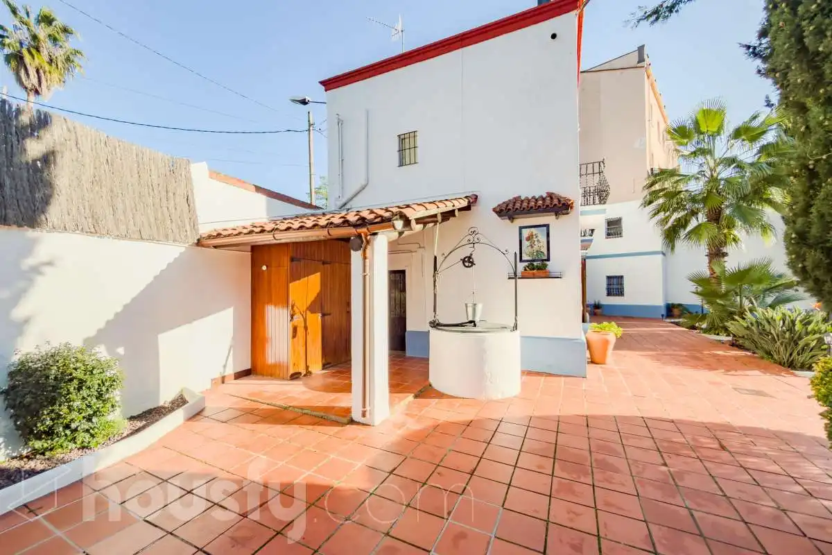 Vista exterior de Finca rústica en venta en Montgat con Calefacción, Jardín privado y Terraza