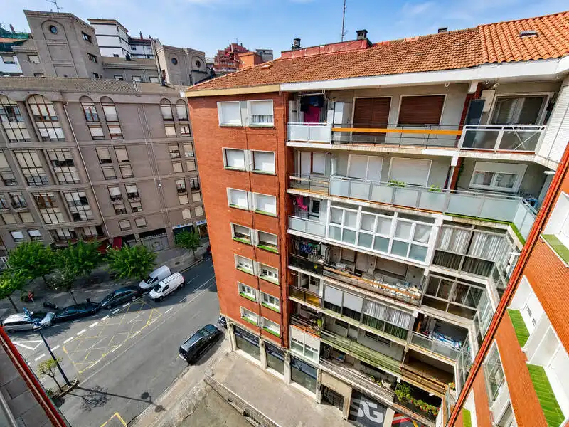 Exterior view of Flat for sale in Portugalete  with Heating and Balcony