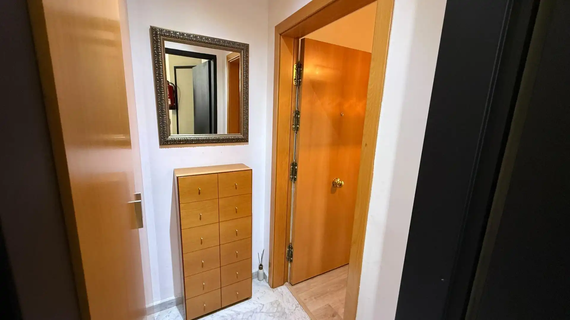 Flat for sale in Barcelona  with Air Conditioner, Heating and Parquet flooring