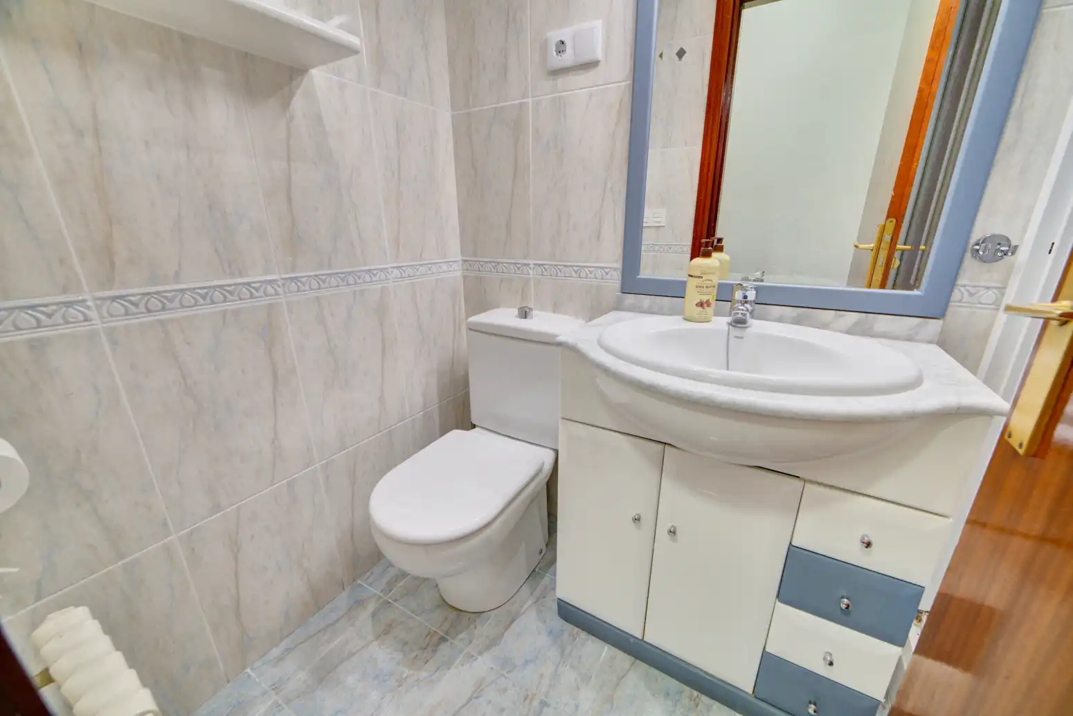 Baño de Piso en venta en  Pamplona / Iruña con Calefacción, Parquet y Trastero