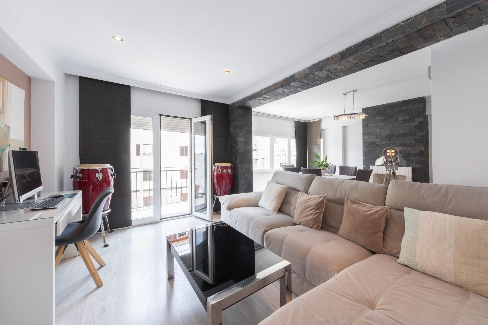 Sala d'estar de Pis en venda en  Palma de Mallorca amb Parquet