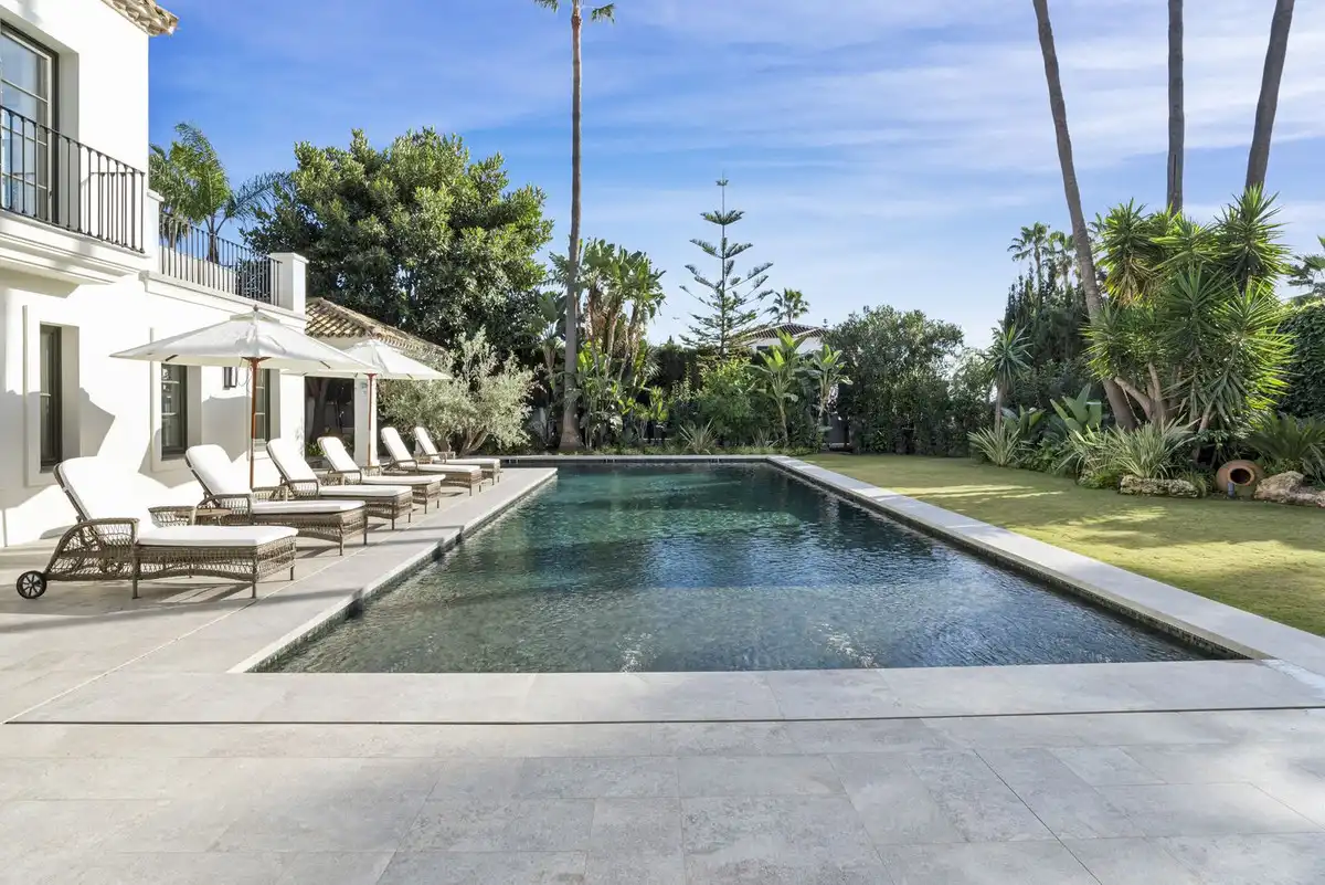 Villa mit Pool zum Verkauf in Nueva Andalucía, imagen 24
