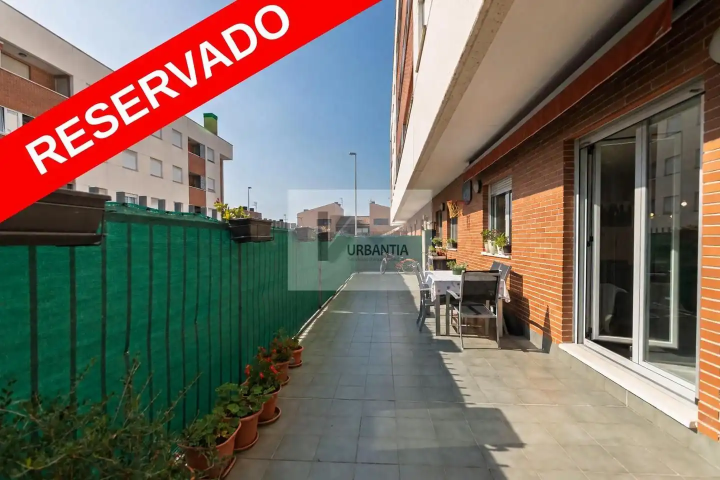 Vista exterior de Planta baixa en venda en Orkoien amb Calefacció, Parquet i Terrassa