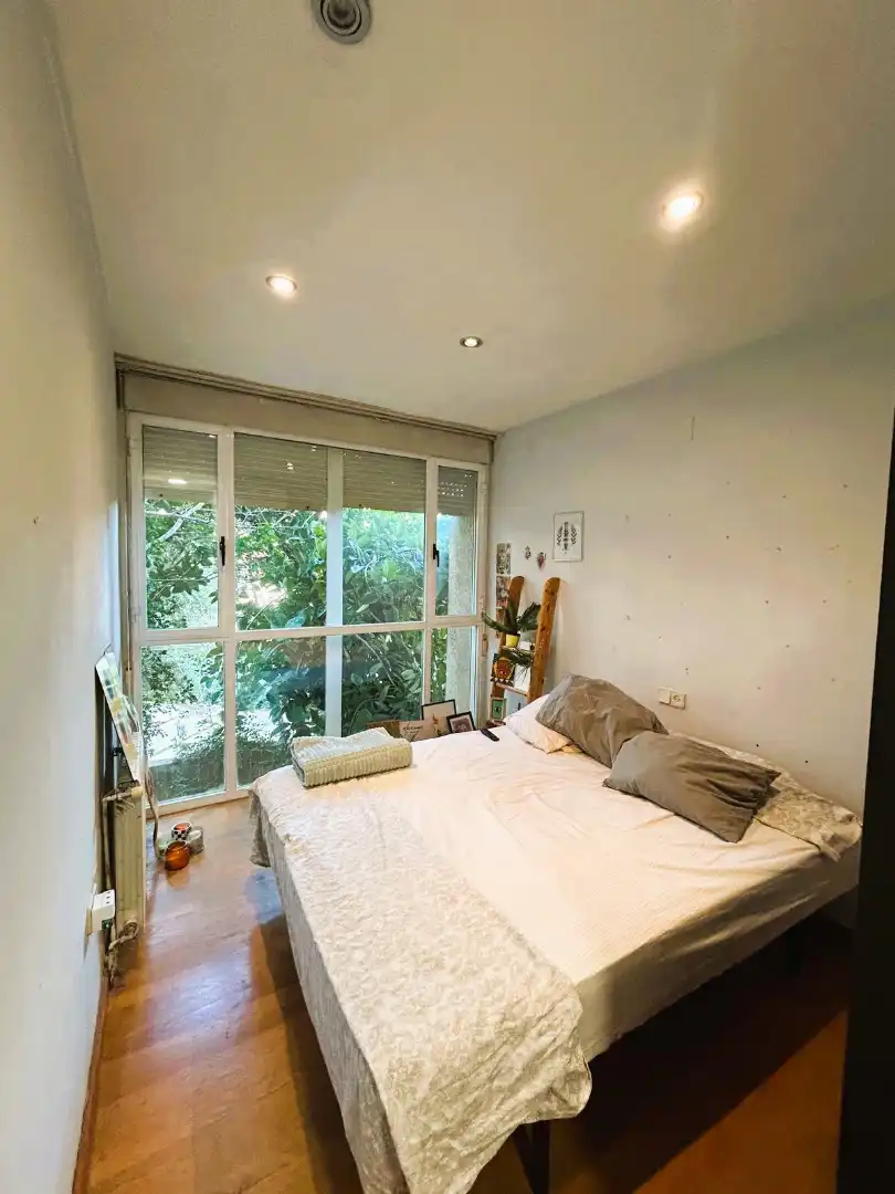 Schlafzimmer von Maisonette zum Verkauf in Valencia mit Klimaanlage, Heizung und Privatgarten