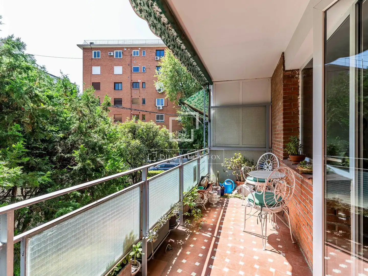 Flat with terrace for sale in Chamartín