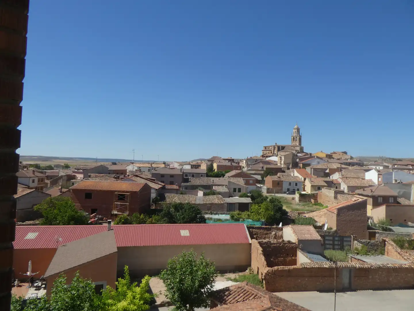 Außenansicht von Wohnung zum Verkauf in Santa María del Campo mit Heizung