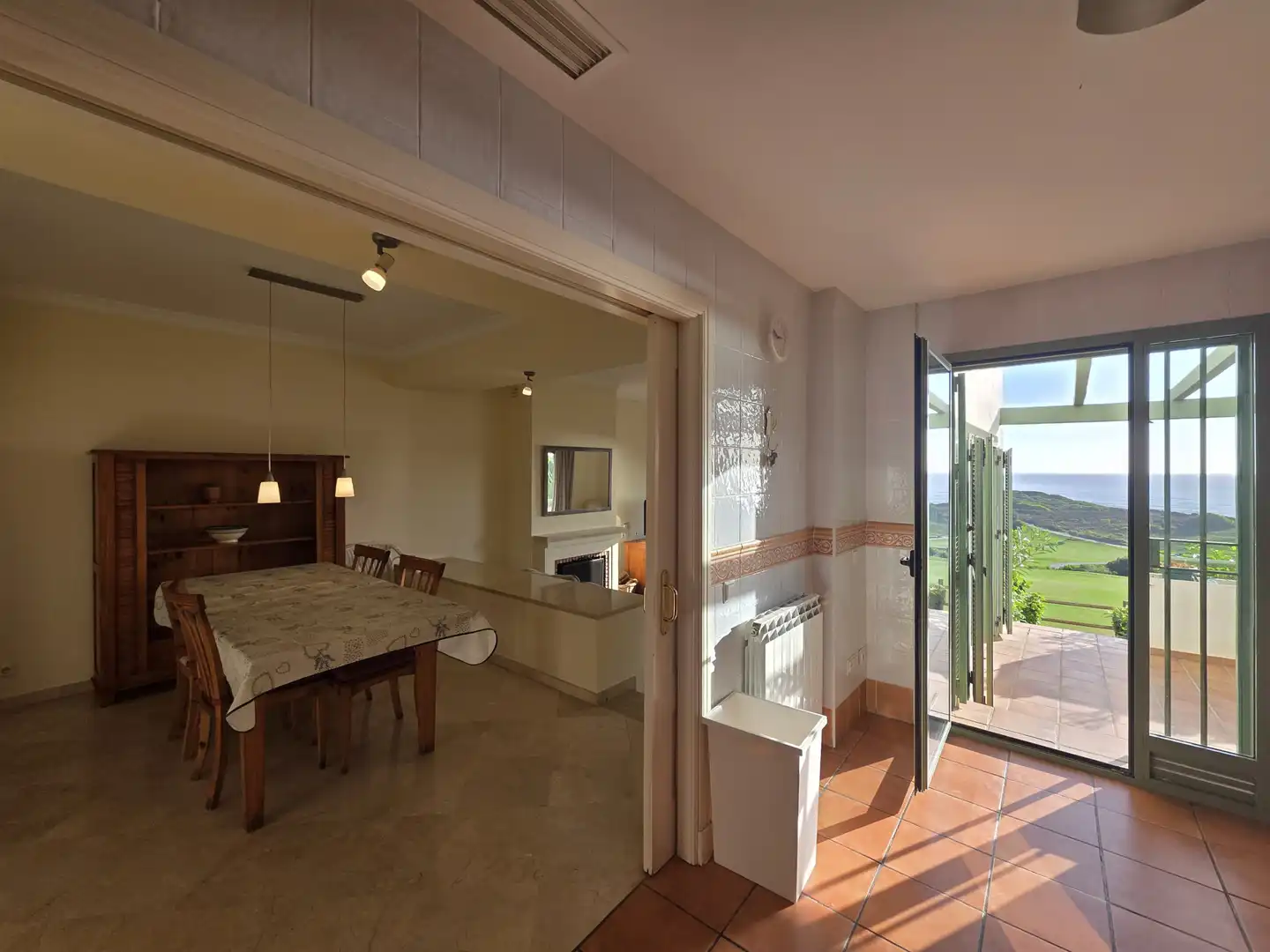 Comedor de Planta baja en venta en La Alcaidesa con Aire acondicionado, Calefacción y Terraza