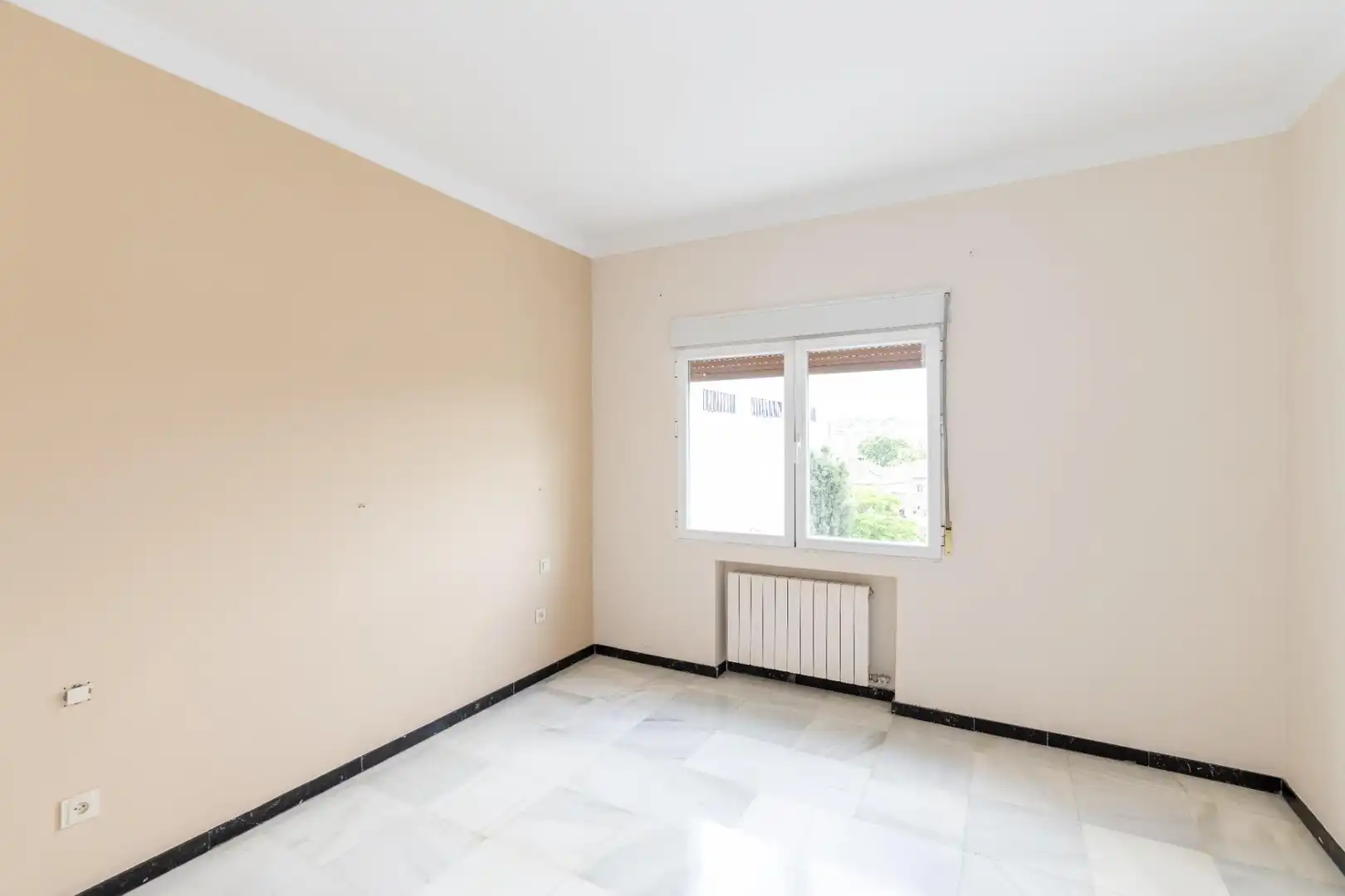 Habitación de Piso de alquiler en Granada con Aire acondicionado, Calefacción y Terraza