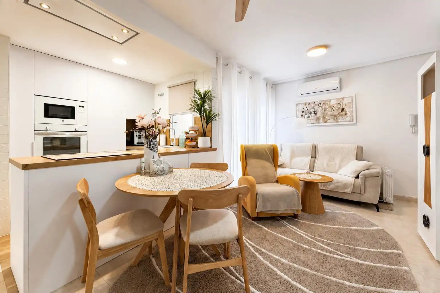 Apartment with lift for sale in Centro