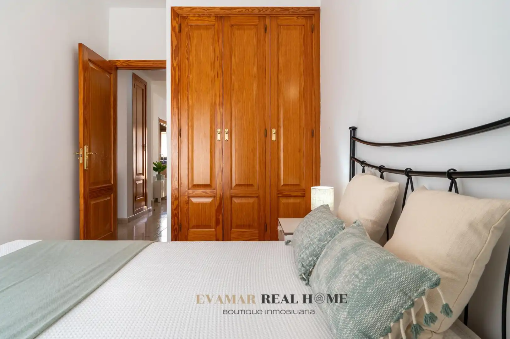 Bedroom of Flat for rent in  Palma de Mallorca  with Heating, Terrace and Furnished