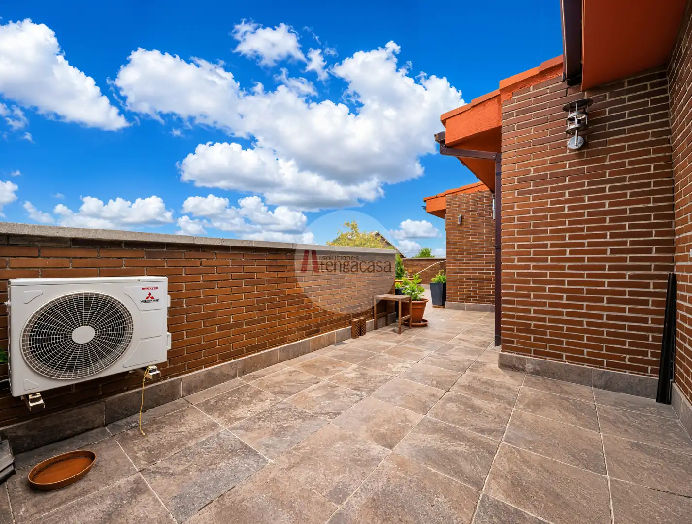 Terrace of Attic for rent in Pozuelo de Alarcón  with Air Conditioner, Heating and Parquet flooring