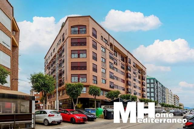 Oficina en Venta en FRANCIA, 81 en Piscinas