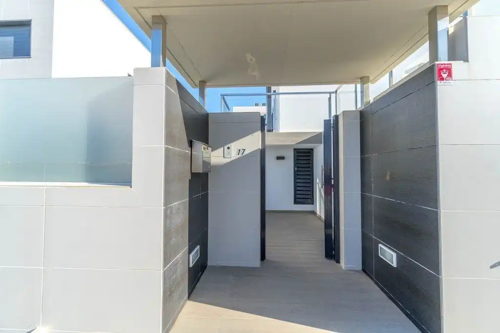 Villa mit Terrasse zum Verkauf in Calle Juan Marsé, imagen 25