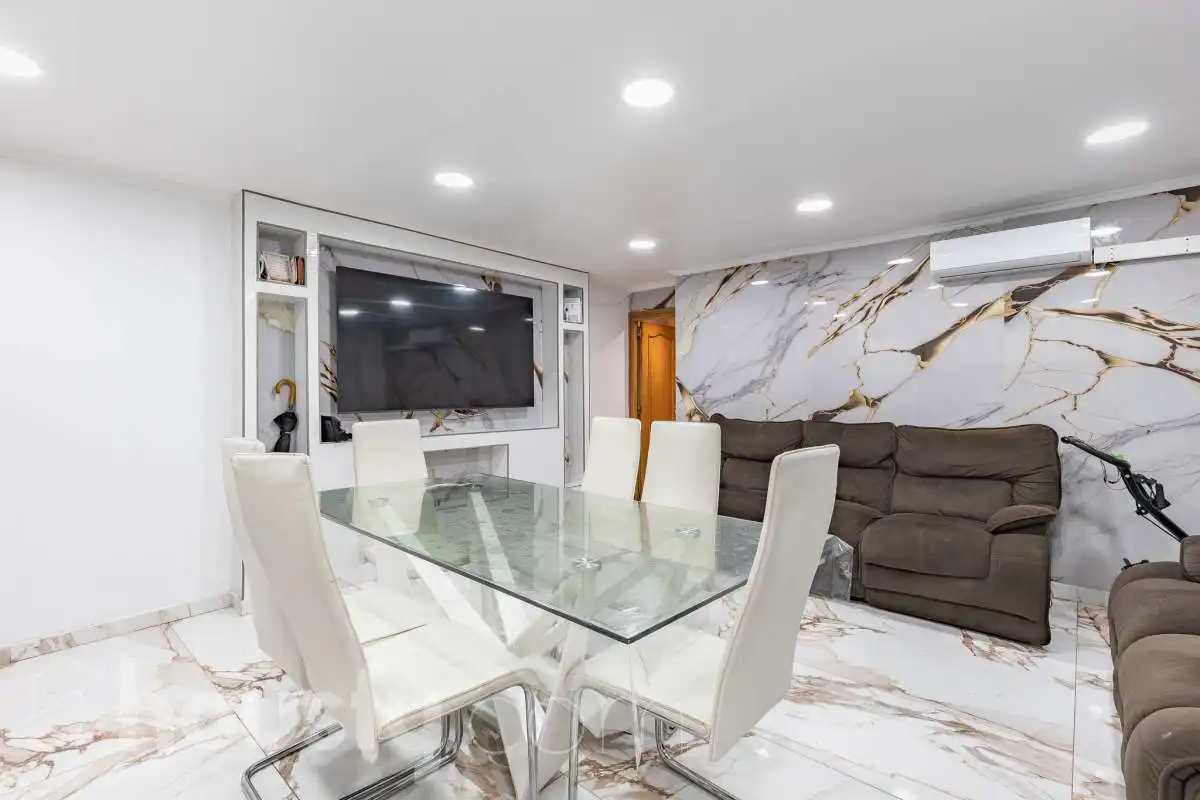 Comedor de Planta baja en venta en Badia del Vallès, Barcelona