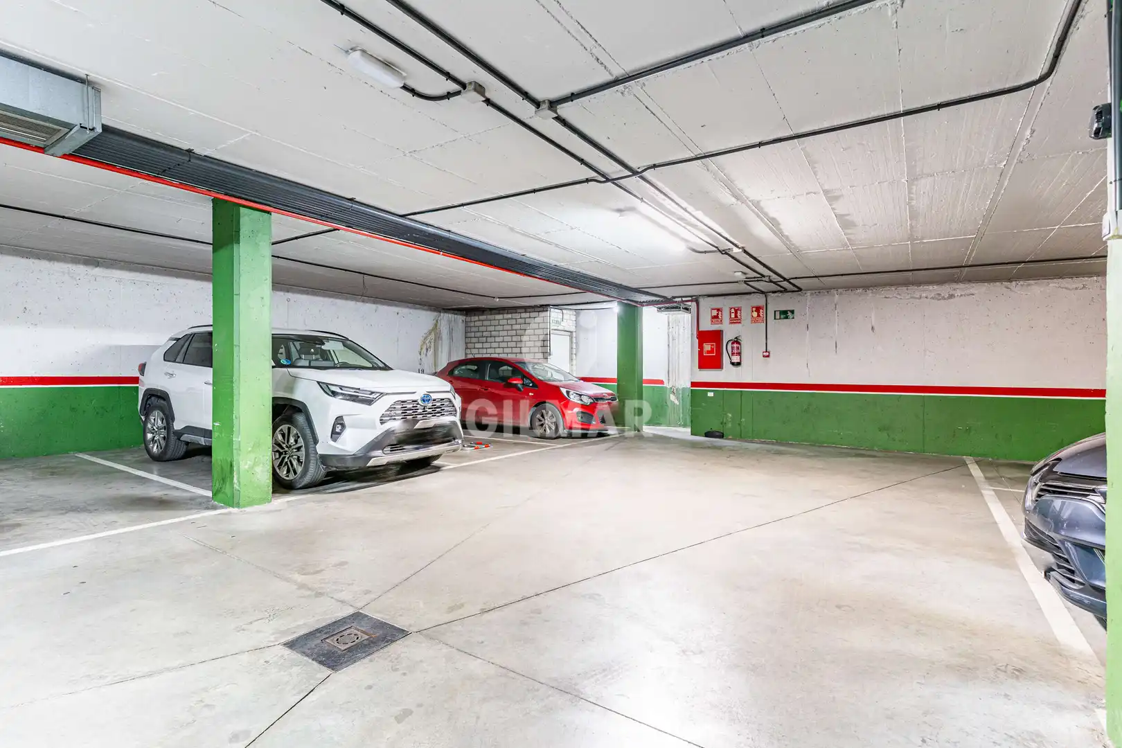 Parking of Flat for sale in Madrid  with Heating, Private garden and Storage room