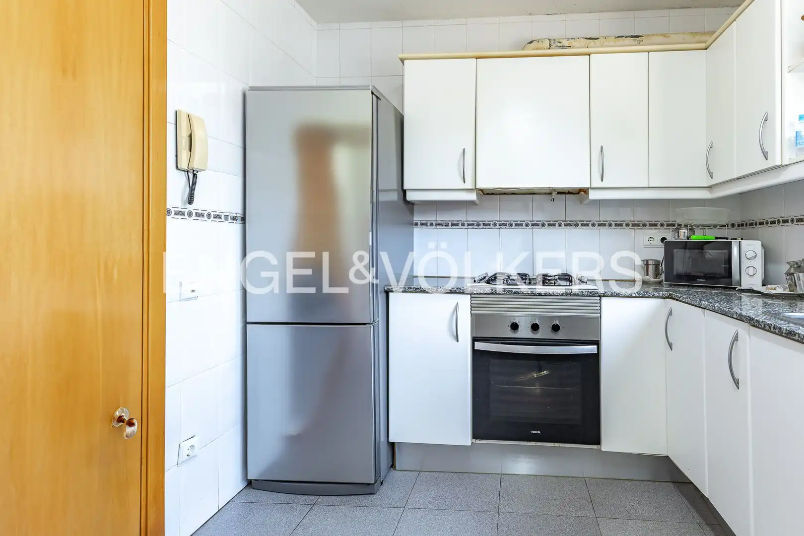 Cocina de Casa adosada en venta en Castellar del Vallès con Aire acondicionado, Calefacción y Terraza