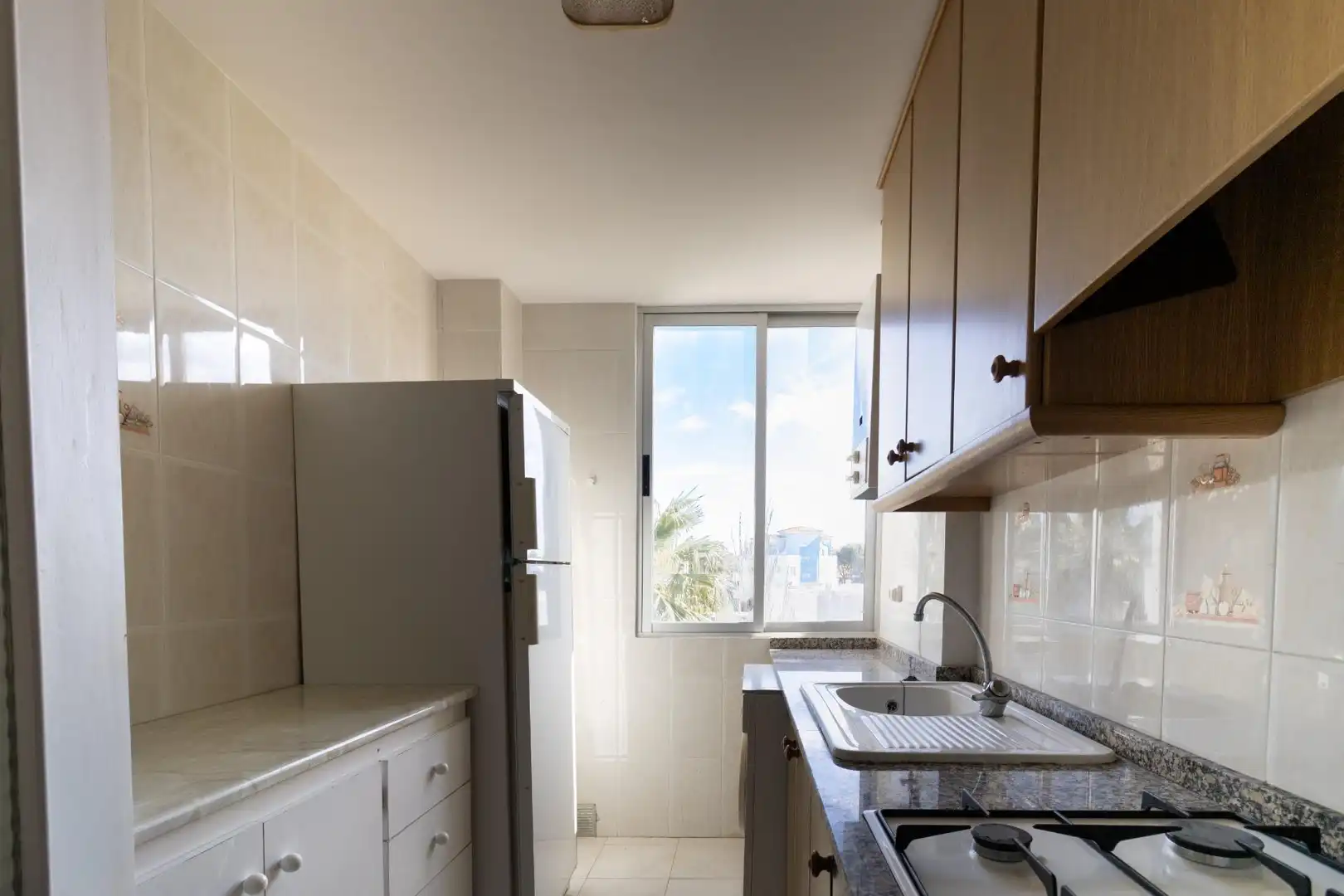 Küche von Wohnung zum Verkauf in Dénia mit Privatgarten und Terrasse