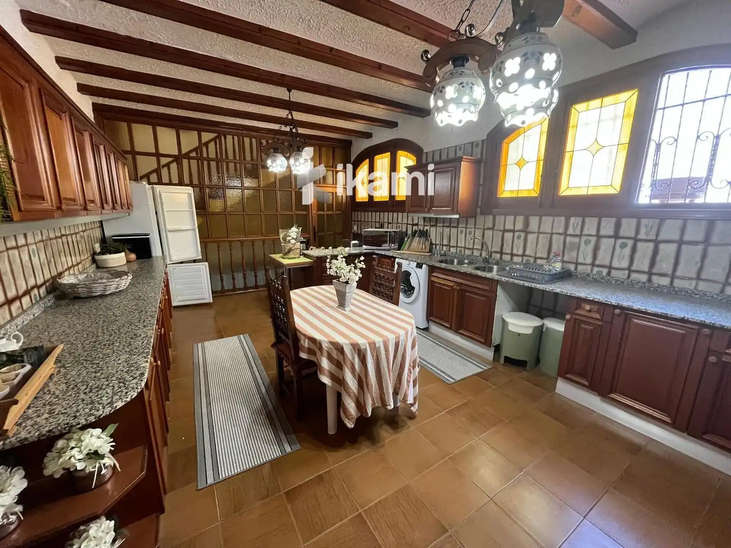 Cocina de Casa o chalet en venta en Elda con Calefacción, Trastero y Piscina