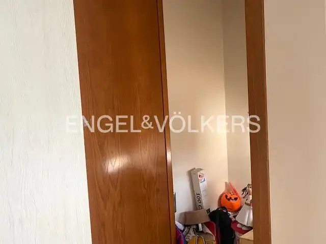 Flat for rent in Paterna  with Air Conditioner, Heating and Storage room