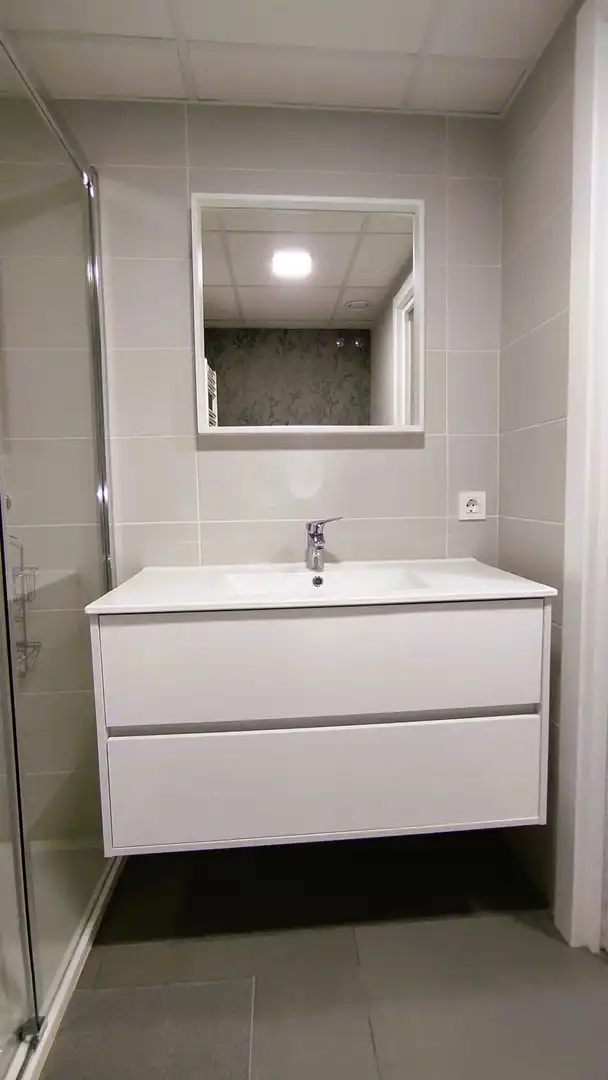 Bathroom of Apartments for rent in Badajoz  with Air Conditioner, Heating and Furnished