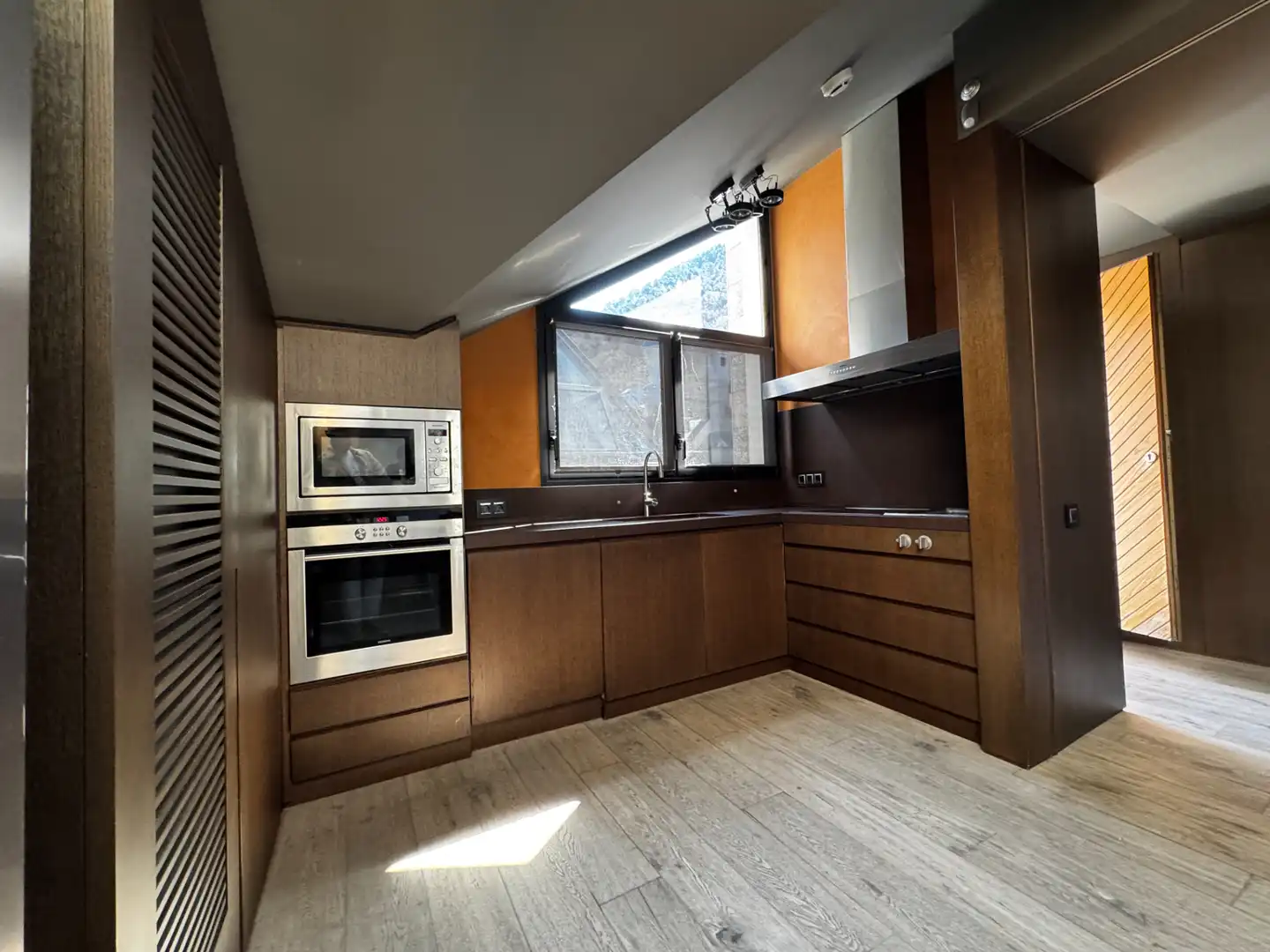 Kitchen of Attic for sale in Escaldes – Engordany  with Air Conditioner, Heating and Parquet flooring