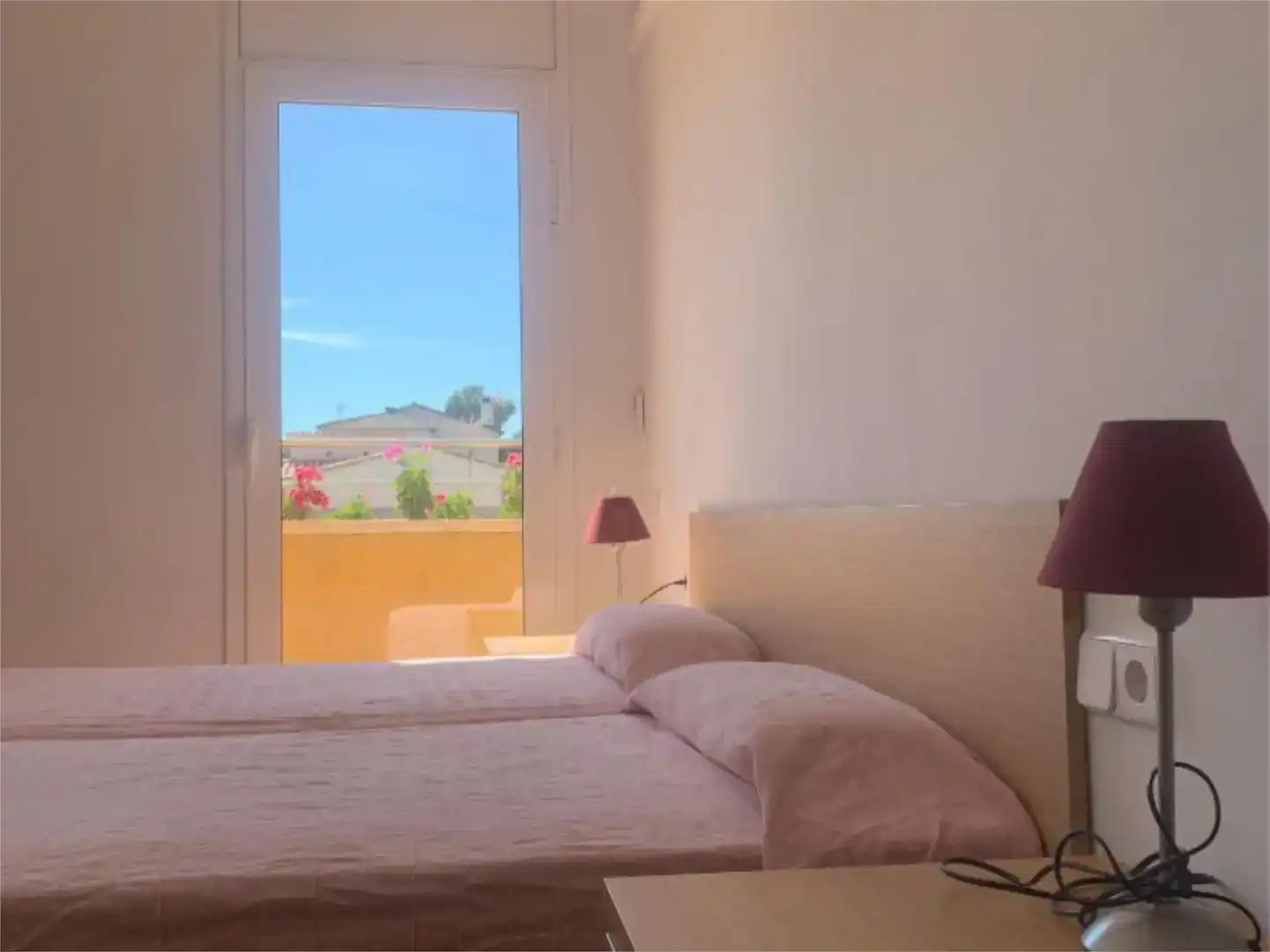 Habitación de Piso en venta en Cubelles con Aire acondicionado, Jardín privado y Parquet