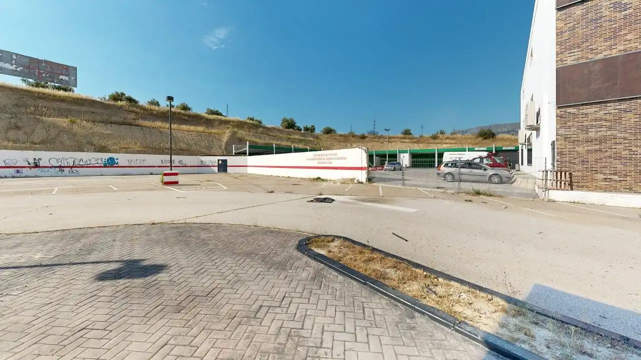 Parking of Land for sale in Jaén