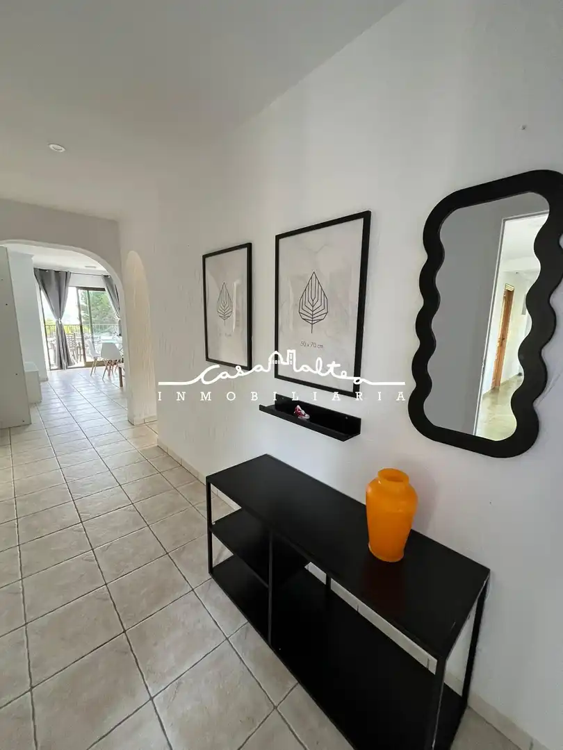 Vista exterior de Casa o chalet en venta en La Nucia con Aire acondicionado, Jardín privado y Terraza