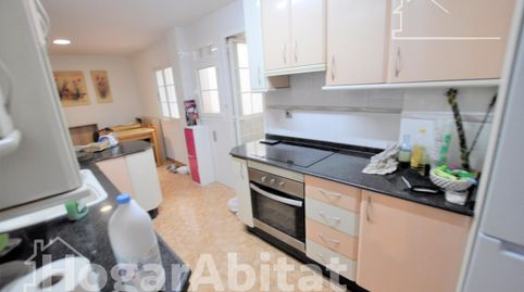 Foto 4 de Piso en venta en Calle Carretera de Ribarroja, Centro Ciudad, Manises