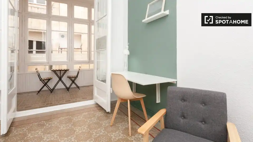 Balcony of Flat for rent in Barcelona  with Air Conditioner, Heating and Furnished