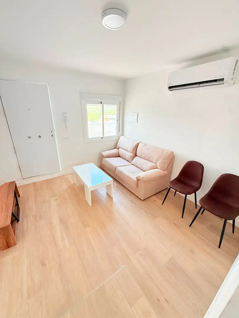 Wohnzimmer von Wohnung zur Miete in San Enrique - Guadiaro -  Pueblo Nuevo