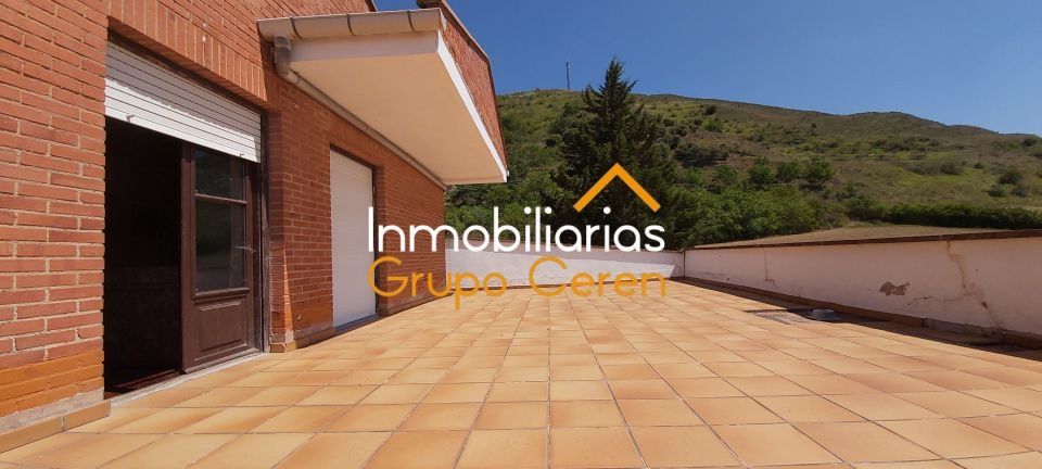 Vista exterior de Casa o xalet en venda en Belorado amb Calefacció, Jardí privat i Terrassa