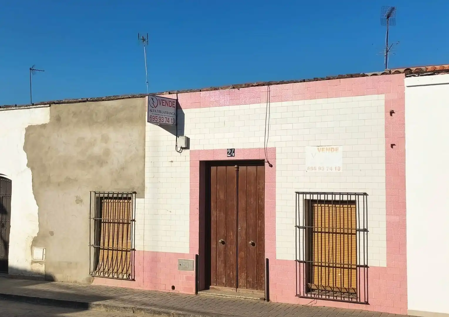 Vista exterior de Casa o chalet en venta en Villafranca de los Barros