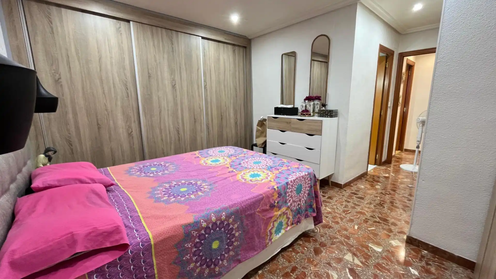 Bedroom of Flat for sale in Elche / Elx  with Air Conditioner, Furnished and Balcony