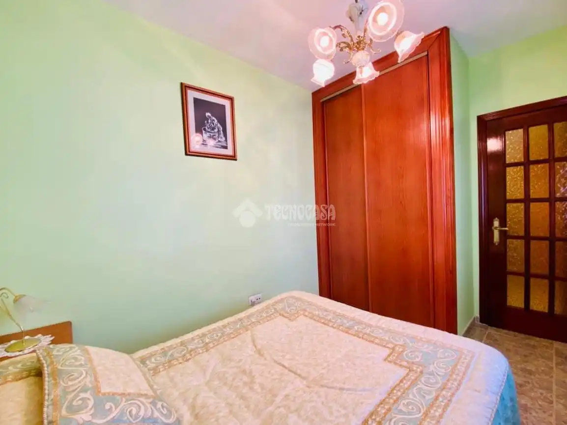 Bedroom of Country homes for sale in Cubillas de Santa Marta  with Heating